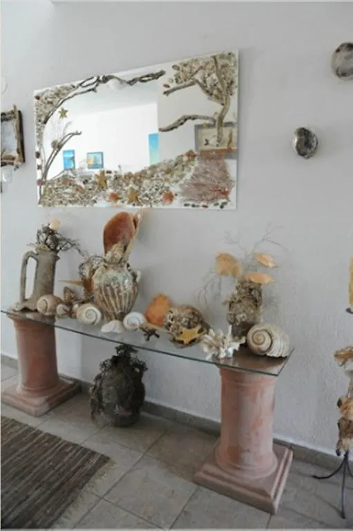 אמוליאני Thalassa Hotel